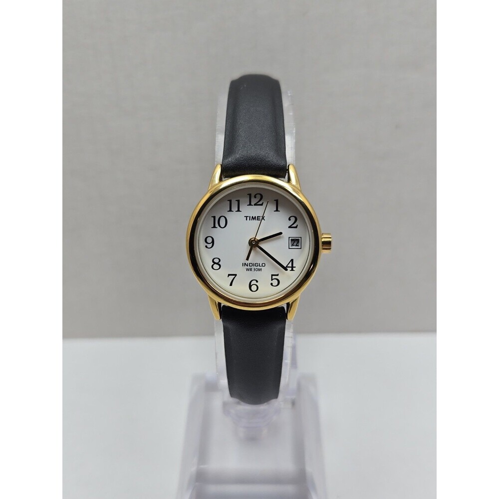 Womens Timex Easy Reader Gold Tone 25mm Date Watch Indiglo Dainty New Battery